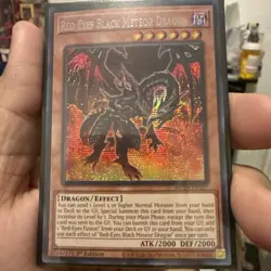 Yugioh Red-Eyes Black Meteor Dragon MP24-EN107 Prismatic Secret Rare 1st Ed - Image 4
