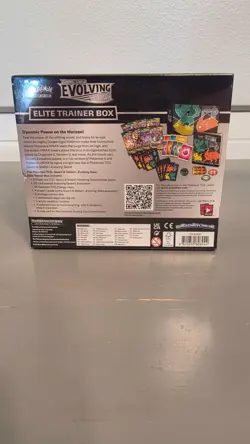 Pokemon TCG Evolving Skies Elite Trainer Box ETB Brand New/Factory Sealed - Image 2