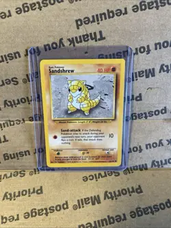 SANDSHREW - Base Set - 62/102 - Common - Pokemon Card - Unlimited Edition - NM - Image 1