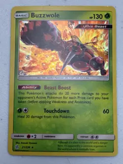 Buzzwole Holofoil Rare SM - Cosmic Eclipse 21/236 Pokemon Card NM - Image 1
