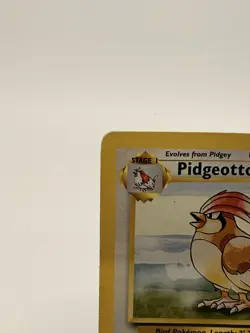 Pokemon TCG Pidgeotto Base Set 28/130 Lightly Played Vintage - Image 2