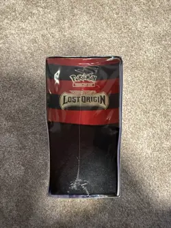 Pokemon Sword & Shield Lost Origin Elite Trainer Box - Image 4