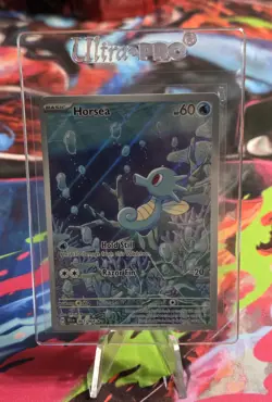 Horsea 067/064 Sv: Shrouded Fable Holo Illustration Rare Pokemon TCG NM - Image 1