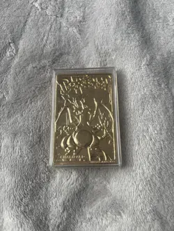 1999 NINTENDO CHARIZARD LIMITED EDITION 23K GOLD PLATED TRADING CARD Collectors - Image 1