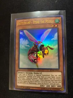 Yugioh - Battlewasp - Sting the Poison - BLHR-EN033 - Ultra Rare - 1st Ed NM - Image 1
