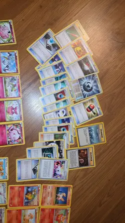 Pokemon Lot Of 80+ Damaged Cards. - Image 2