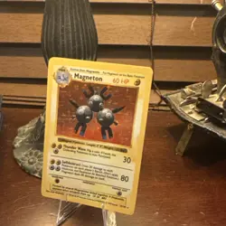 Pokemon Magneton Base Set Holo Rare 60 HP English Card 9/102 SHADOWLESS - Image 5