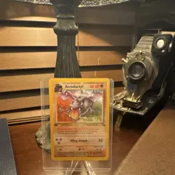 Pokemon Aerodactyl Fossil English Card 1/62 1999 Vintage First edition - Image 1