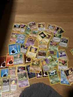 Pokemon TCG Mixed Lot Assorted Card Selection [50 Cards] - Image 1