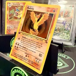 Moltres 12/62 1st Edition Fossil Holo Pokemon Card - Image 3