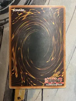 Konami Blue-Eyes White Dragon LOB-001 Ultra Rare Holo unlimited Yu-Gi-Oh! - Image 2