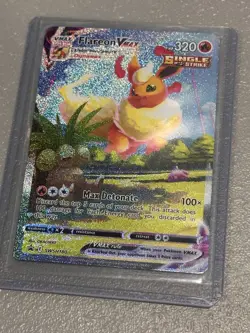Flareon VMAX SWSH180 SWSH: Sword & Shield Promo Cards Holo Great Condition NM - Image 3