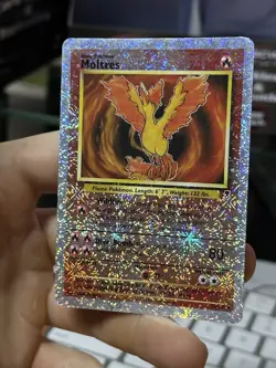 Moltres 30/110 Legendary Collection 2002 Reverse Holo Pokemon Card TCG - Image 4