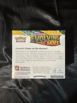 Pokemon TCG Sword & Shield Evolving Skies Booster Box - Image 3