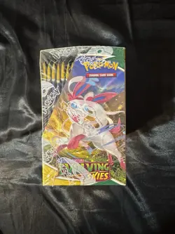 Pokemon TCG Sword & Shield Evolving Skies Booster Box - Image 5