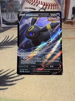 Pokemon Umbreon V SWSH203 Sword & Shield Black Star Promo Holo - Image 2