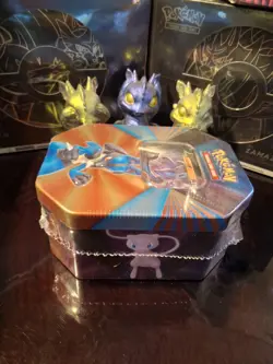 Pokemon Lucario V Forces Tin ~ 4 Booster Packs 820650808401 - Image 4