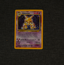 Alakazam 1/102 Holo Rare Base Set Pokemon Card - Ships Fast - Well protected - Image 3