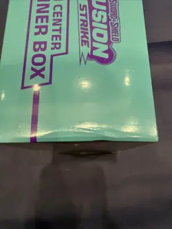 Pokemon - Fusion Strike Pokemon Center Elite Trainer Box ETB SEALED - Image 3
