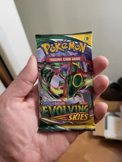 Pokemon Sword & Shield Evolving Skies Booster Pack New Sealed - Image 1
