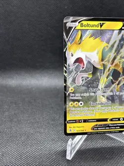 Boltund V 103/264 Fusion Strike Ultra Rare Holo Pokemon TCG - Image 2