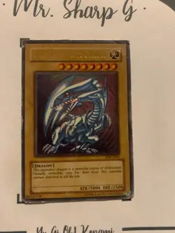 BLUE-EYES WHITE DRAGON- SDK-E001 ENGLISH Yu-Gi-Oh! CARD ULTRA RARE HOLO KONAMI - Image 4