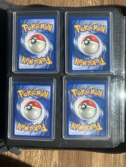 Pokemon 100% Complete Master Base Set 102/102 WOTC Vintage Charizard Holo - Image 2