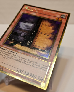 Maxx "C" PGL3-EN042 Gold Rare 1st Edition Yugioh 915 - Image 2