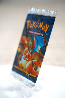 Pokemon TCG Base Set Unlimited Booster Pack Charizard Art WOTC Sealed - Image 3