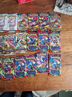 Lot 24 Pokemon Booster Prismatic 151 Mega Evolution Phantasmal Flames + Sleeved - Image 5