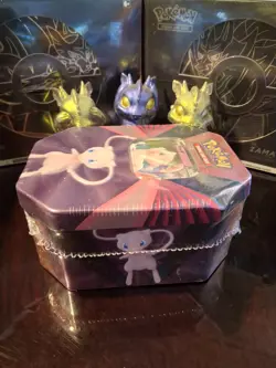Pokemon Mew V Forces Tin ~ 4 Booster Packs - Image 4