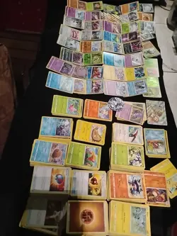 MASSIVE POKEMON CARD LOT! READ DESCRIPTION! - Image 1