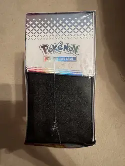 Pokemon TCG SV Prismatic Evolutions Elite Trainer Box (small tear, see photo) - Image 3