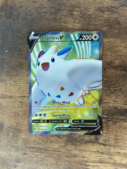 Togekiss V - 178/185 - Pokemon Vivid Voltage Sword Shield Full Art Rare Card NM - Image 1