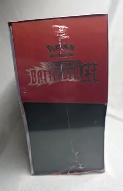✅ Pokemon Sword & Shield Battle Styles Elite Trainer Box ETB Red Urshifu New - Image 4