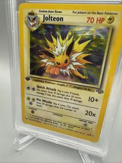 1999 POKEMON JUNGLE #4 JOLTEON-HOLO 1ST EDITION PSA 8 - Image 3