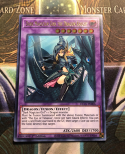 *** DARK MAGICIAN GIRL THE DRAGON KNIGHT *** 1ST EDITION ULTRA RARE YUGIOH! - Image 1