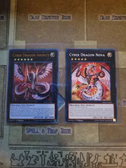 YUGIOH CYBER DRAGON NOVA COMMON + CYBER DRAGON INFINITY LEDD ULTRA 1ST ED NM - Image 1