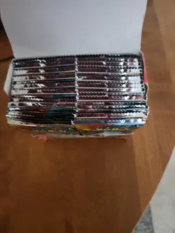 Pokemon TCG Scarlet Violet Surging Sparks Booster Bundle Sealed NEW Card Trading - Image 3