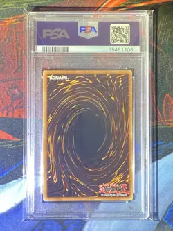 2005 YuGiOh Blue Eyes White Dragon FL1-EN001 1st. edition PSA 6 - Image 4