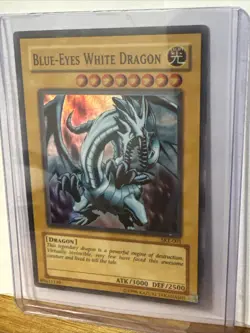 Yu-Gi-Oh! SUPER RARE HOLO CARD BLUE-EYES WHITE DRAGON SKE-001 NM - Image 3