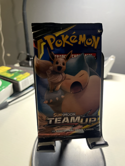 Pokemon Sun & Moon: Team Up Booster Pack Snorlax Eevee art - Image 2
