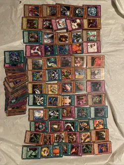 HUGE Sale Yu-gi-oh lot of cards! - Image 1