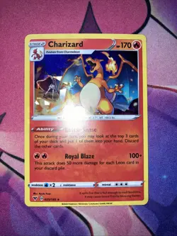 Charizard 025/185 Cracked Ice Deck Exclusive Vivid Voltage Holo Pokemon English - Image 2
