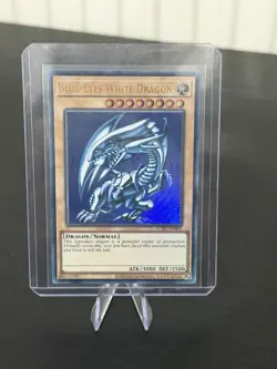 Blue-Eyes White Dragon LCKC-EN001 (Version 2) Ultra Rare Yugioh SDK Art - Image 1