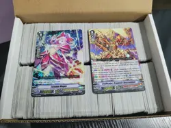 Cardfight!! Vanguard 895 Card Bulk Lot - Image 1