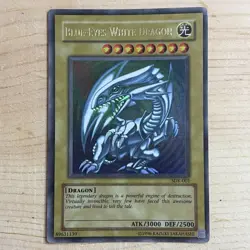 🔥 Vintage Yugioh! 🔥 Blue-Eyes White Dragon - SDK-001 - Image 1