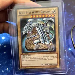 YU-GI-OH 1st Edition 3 Different Art Blue Eyes White Dragon Card Lot. - Image 3