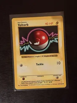 Voltorb Shadowless Base Set 67/102 Vintage Pokemon Card WOTC TCG - Image 1