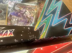 New Pokemon TCG: Rapid & Single Strike Urshifu VMAX Premium Collection Box Lot - Image 2